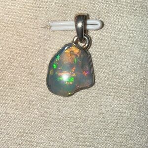 Opal pendant
